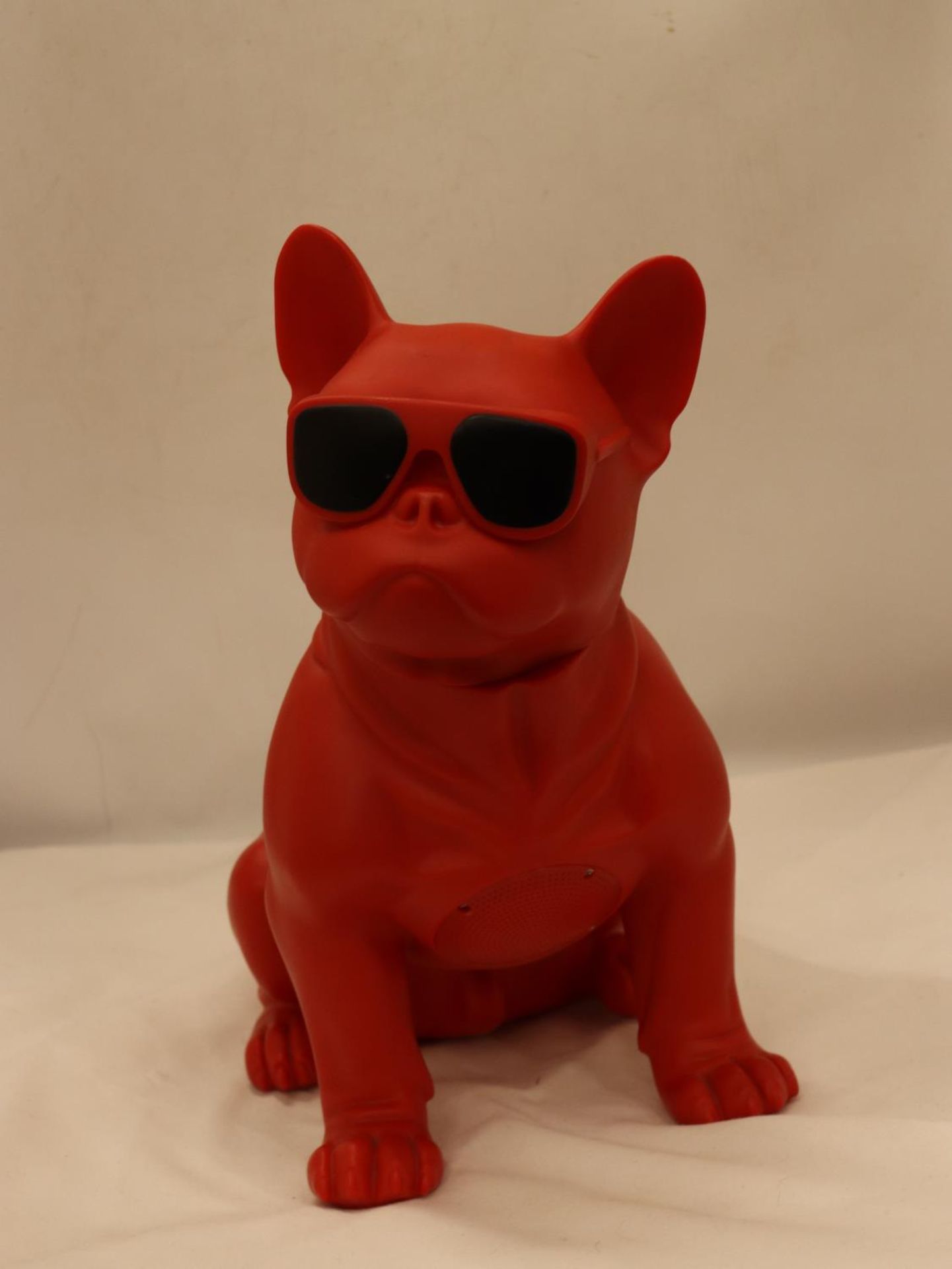 A LARGE RED 'MR COOL' BULLDOG WITH SUNGLASSES, HEIGHT 30CM