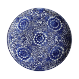 A JAPANESE BLUE AND WHITE POTTERY CHRYSANTHEMUM DESIGN FLORAL CHARGER PLATE, DIAMETER 46CM