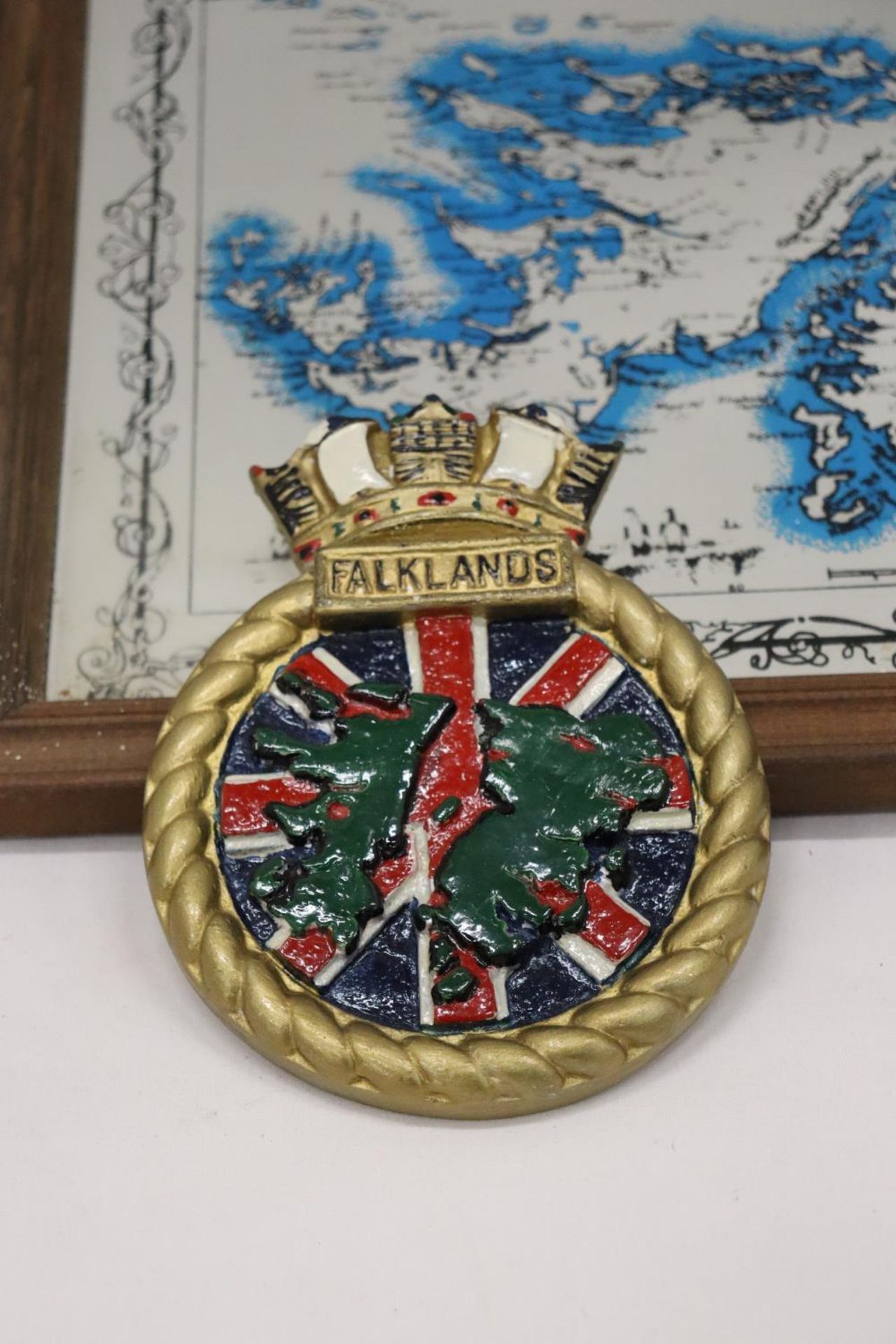 A FALKLANDS ISLANDS MIRROR MAP AND MILITARY WALL PLAQUE - Image 6 of 6