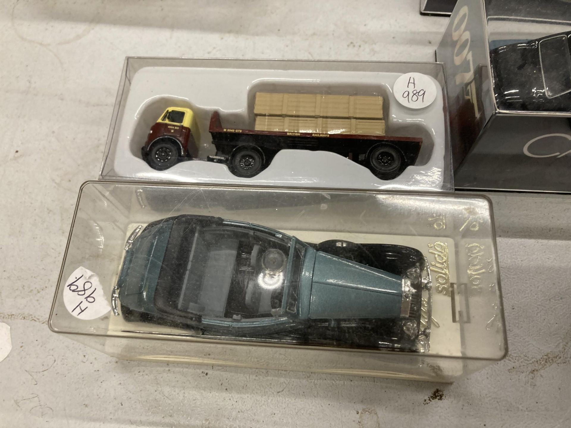 FIVE BOXED CARS TO INCLUDE CASINO ROYALE, OCTOPUSSY, ROLLS ROYCE ETC - Image 4 of 4