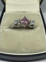 A LADIES SILVER DRESS RING, BOXED