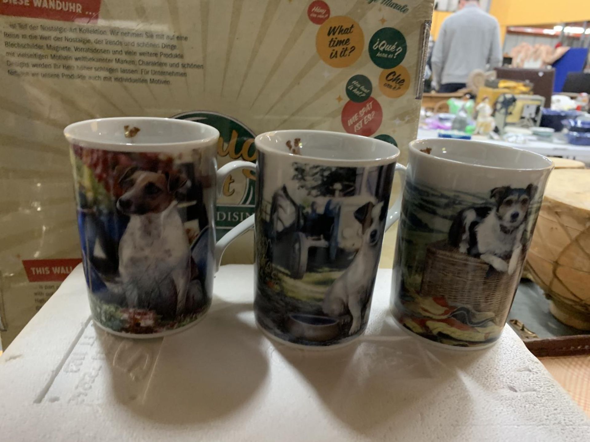 AN AS NEW BOXED SETOF SIX DANBURY MINT PORCELAIN JACK RUSSELL MUGS - Image 3 of 3