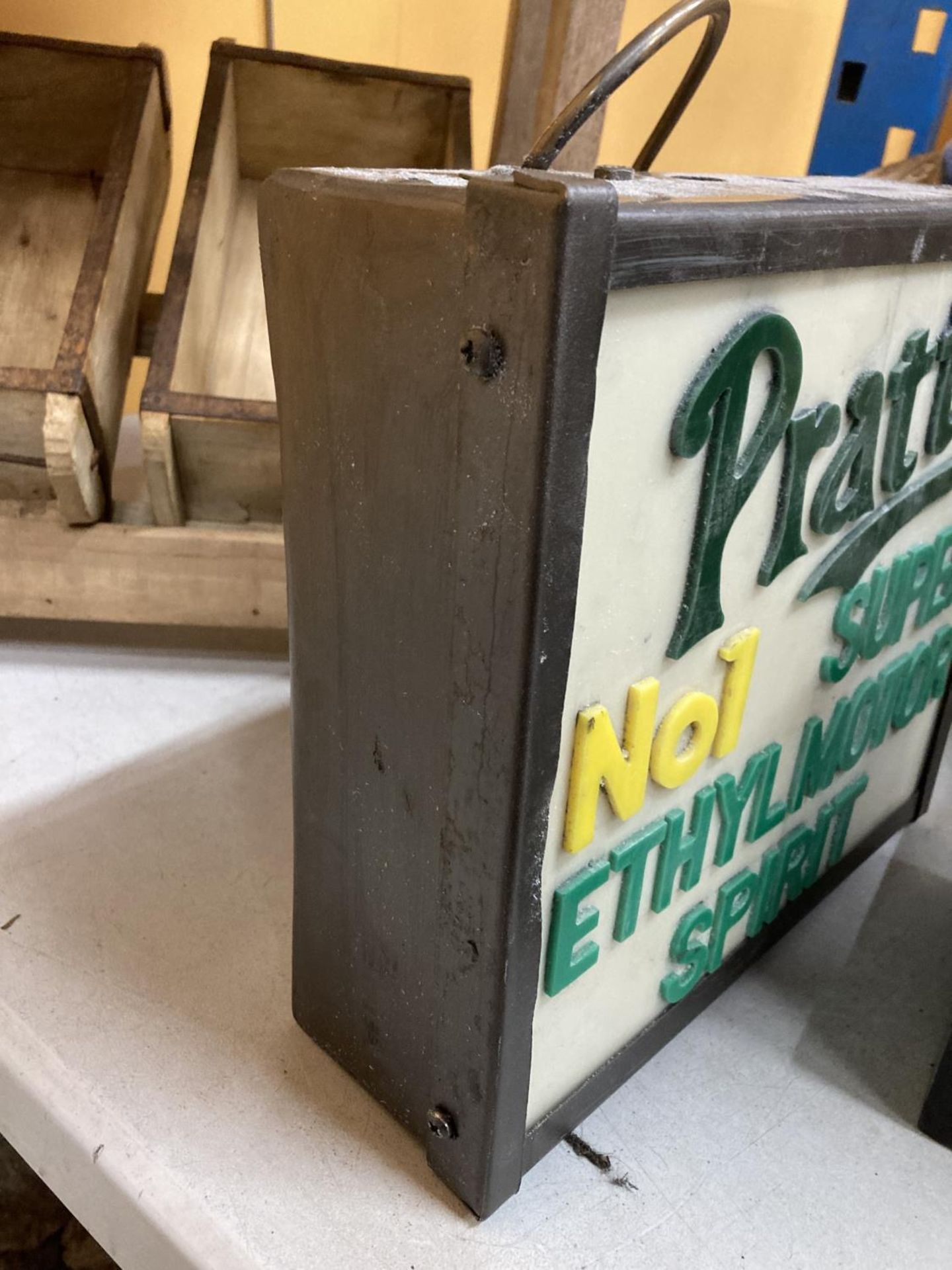 A PRATTS NO.1 SUPER ETHYLMOTOR SPIRIT ILLUMINATED LIGHT BOX SIGN - Image 2 of 2