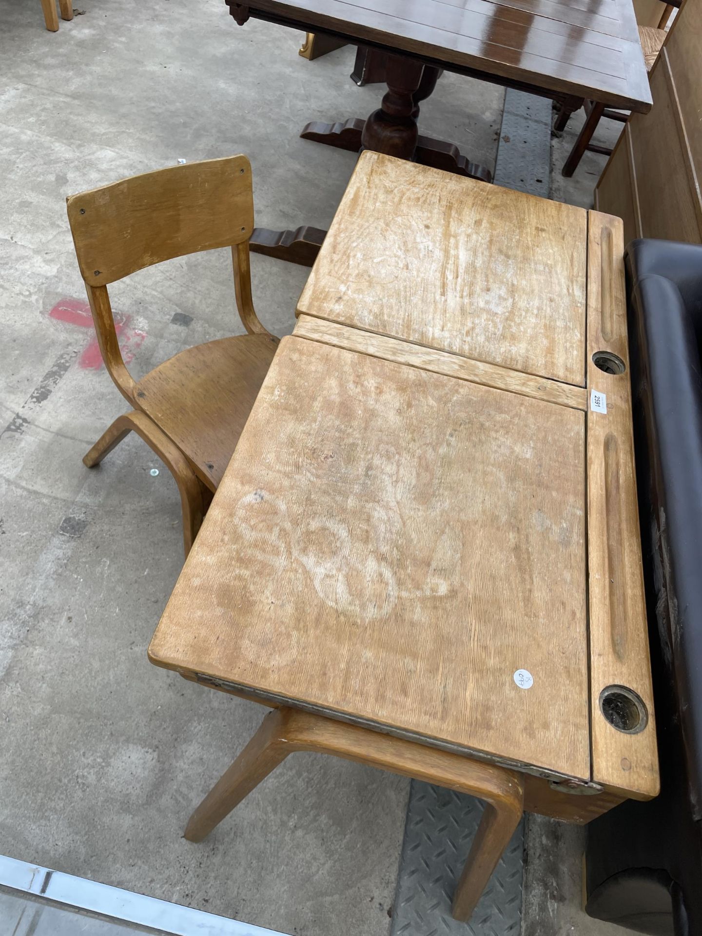 A MID 20TH CENTURY DOUBLE CHILDS DESK AND SINGLE BENTWOOD CHAIR - Image 3 of 4