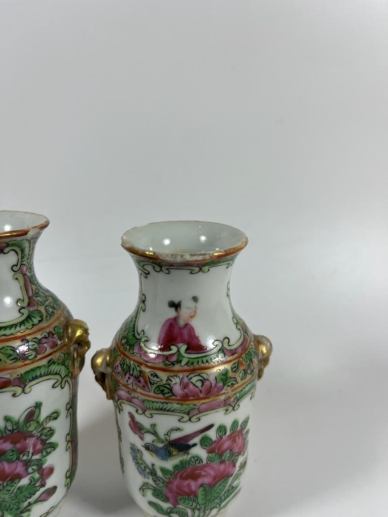 A PAIR OF 19TH CENTURY CHINESE CANTON FAMILLE ROSE MINIATURE VASES WITH FIGURAL DESIGN, HEIGHT 12. - Image 5 of 7