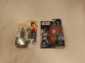 TWO MINT ON CARD STAR WARS 3.75 INCH STAR WARS FIGURES, 'PRINCESS LEIA ORGANA' AND QI'RA (CORELLIA)