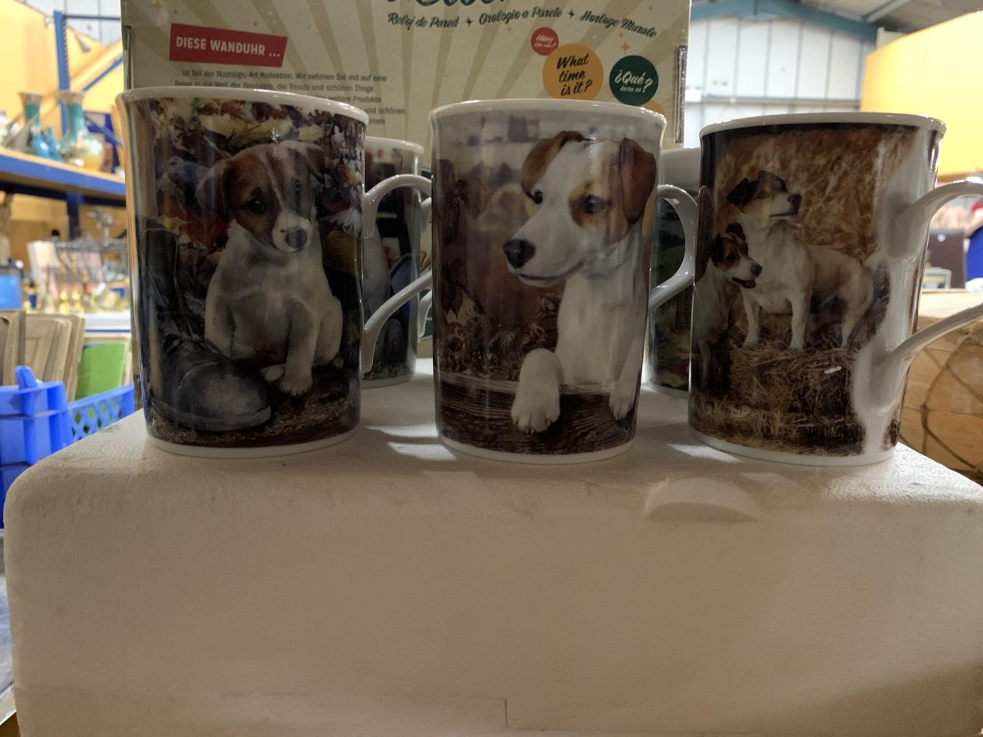 AN AS NEW BOXED SETOF SIX DANBURY MINT PORCELAIN JACK RUSSELL MUGS - Bild 2 aus 3