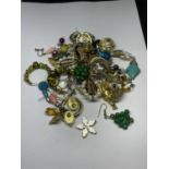 A BAG OF COSTUME JEWELLERY EARRINGS