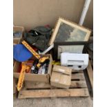 AN ASSORTMENT OF HOUSEHOLD CLEARANCE ITEMS TO INCLUDE BOOKS AND PRINTS ETC