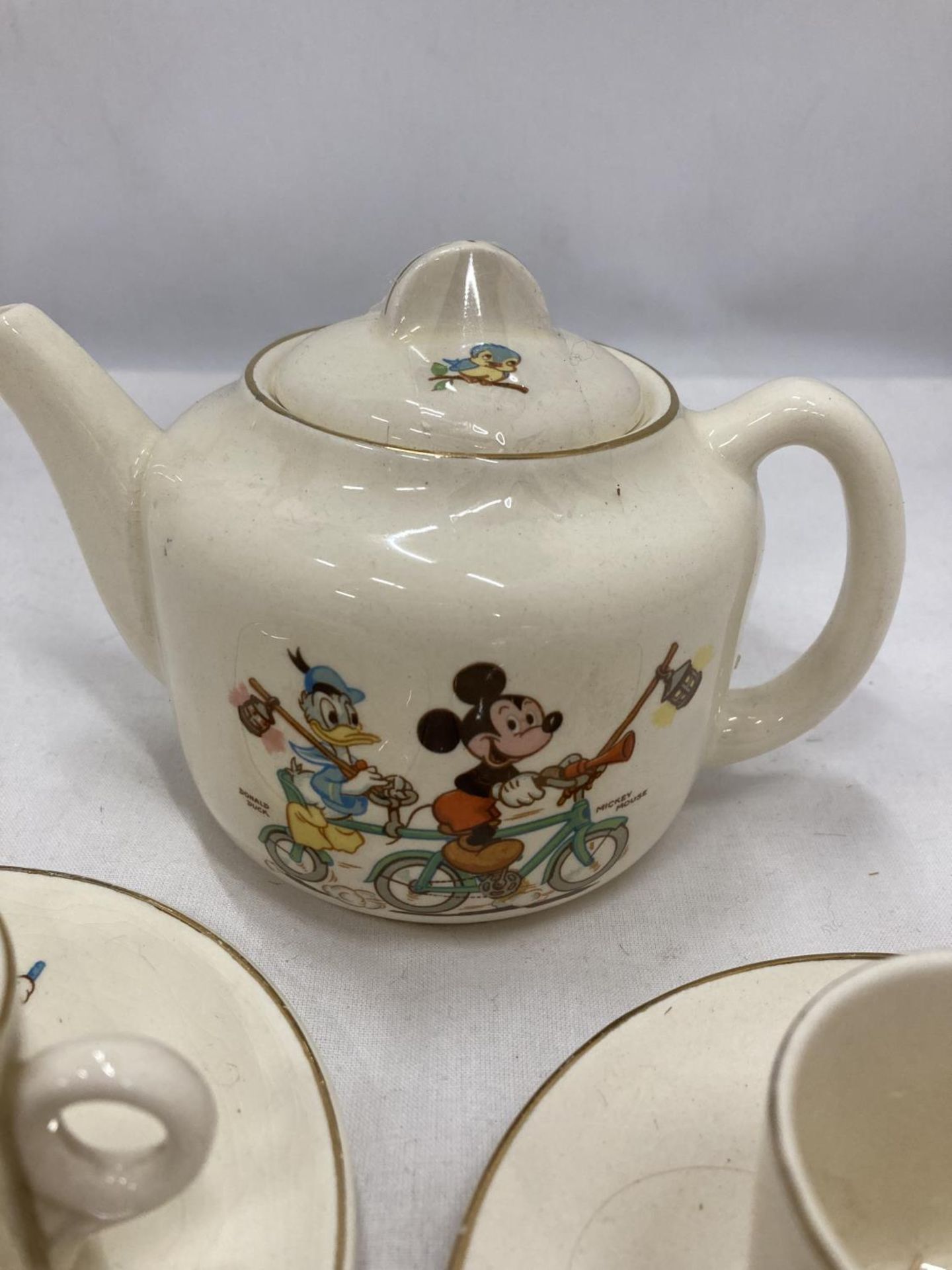 A BESWICK MICKEY MOUSE AND DISNEY CHILD'S TEASET - Image 5 of 5