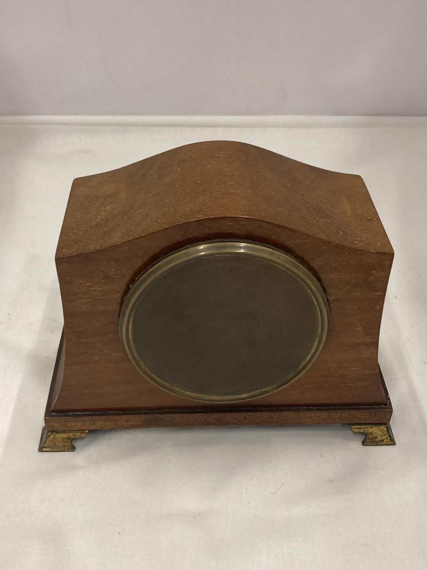 A SWISS MADE INLAID MANTLE CLOCK SEEN WORKING BUT NO WARRANTY - Image 3 of 5