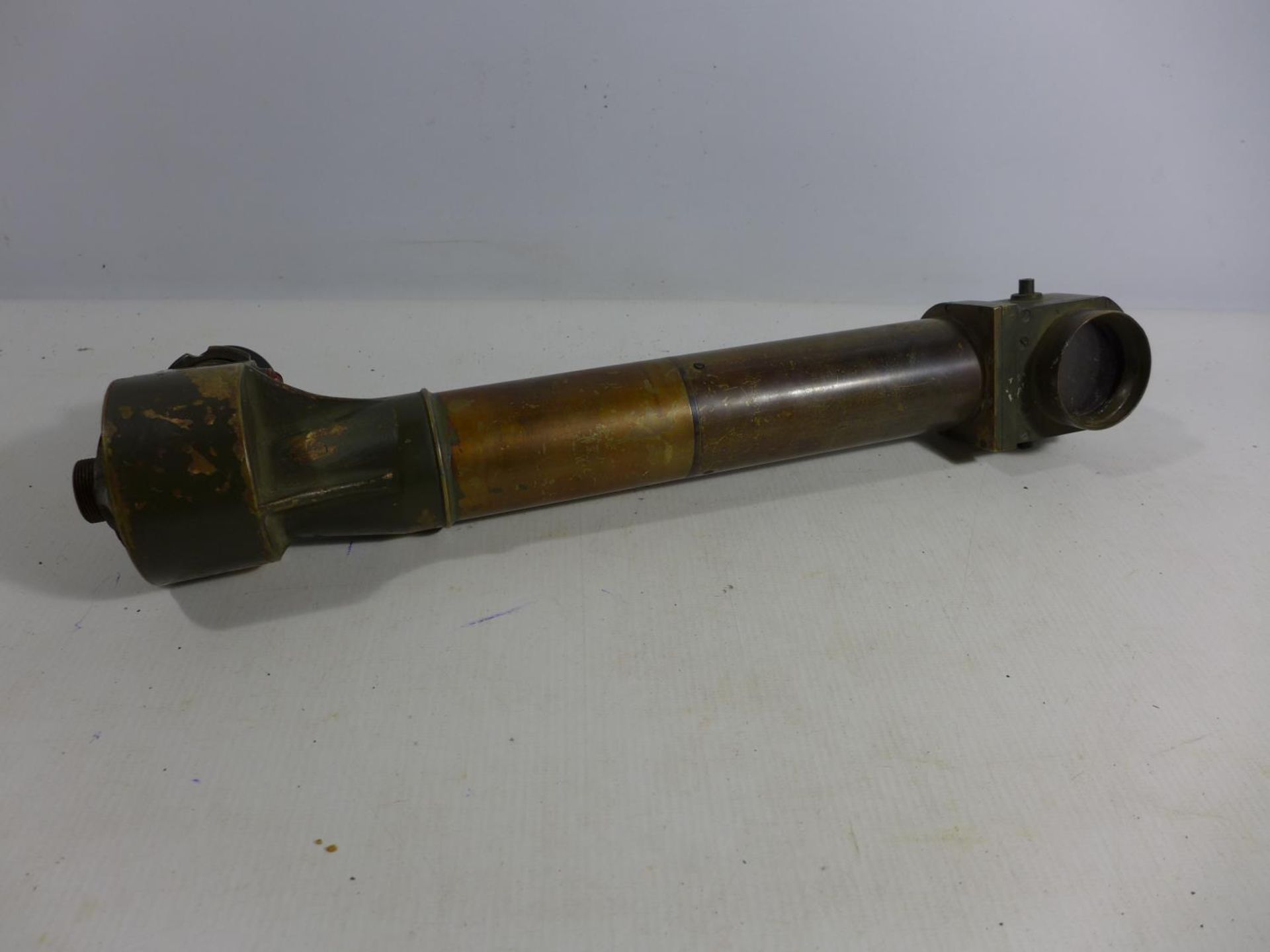 A WORLD WAR II BRASS SIGHTING PERISCOPE NUMBER 14, MK4, LENGTH 43CM