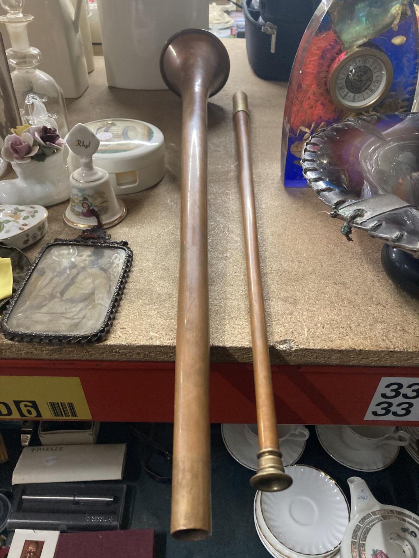 A BRASS AND COPPER HUNTING HORN