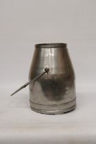 A STAINLESS STEEL MILK CHURN, HEIGHT APPROX 40CM