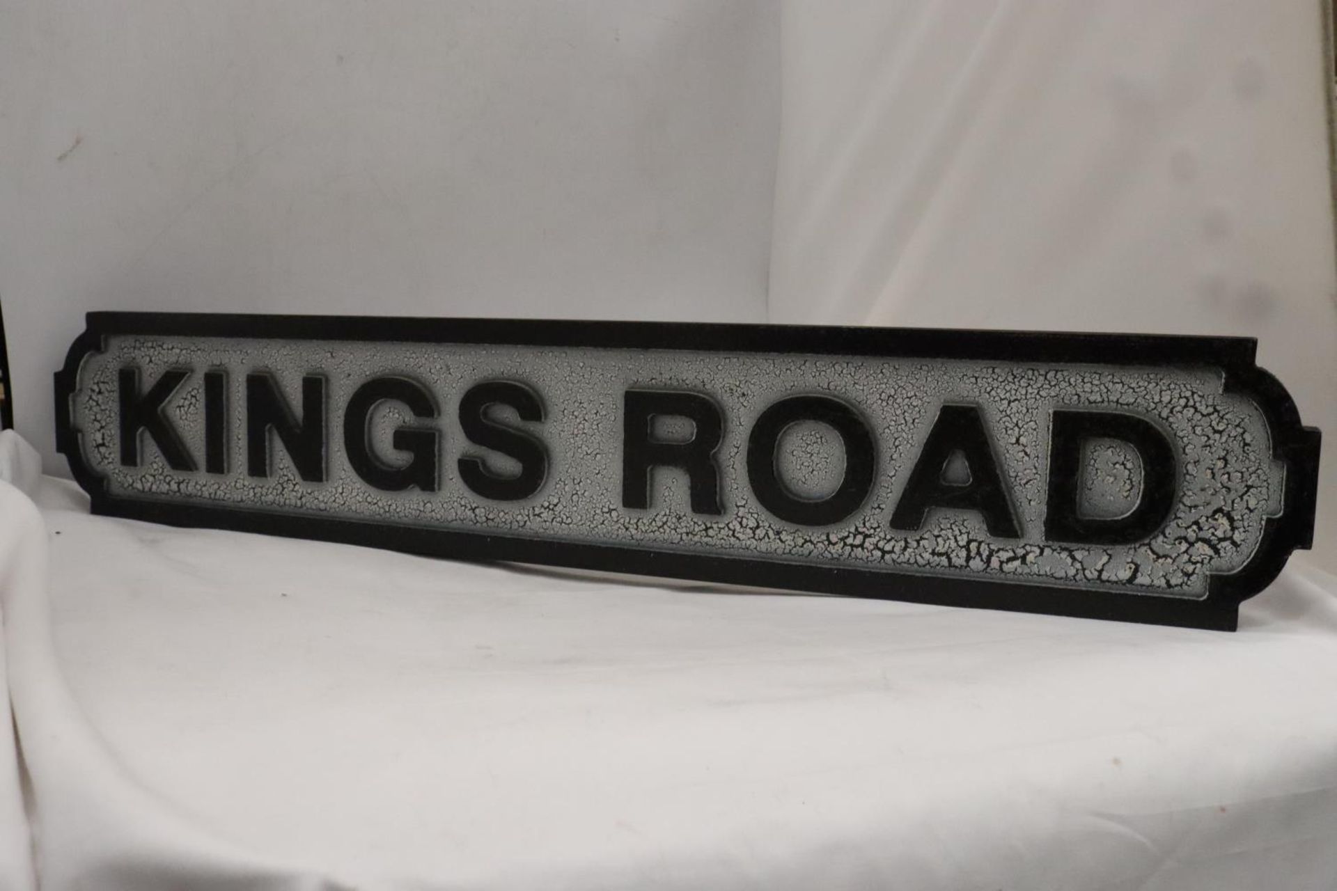 A 'KINGS ROAD' SIGN, 78CM X 14CM - Image 6 of 6