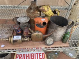 AN ASSORTMENT OF VINTAGE MOTOR ITEMS TO INCLUDE OIL JUGS, FUEL PUMP AND AN AMP METRE ETC