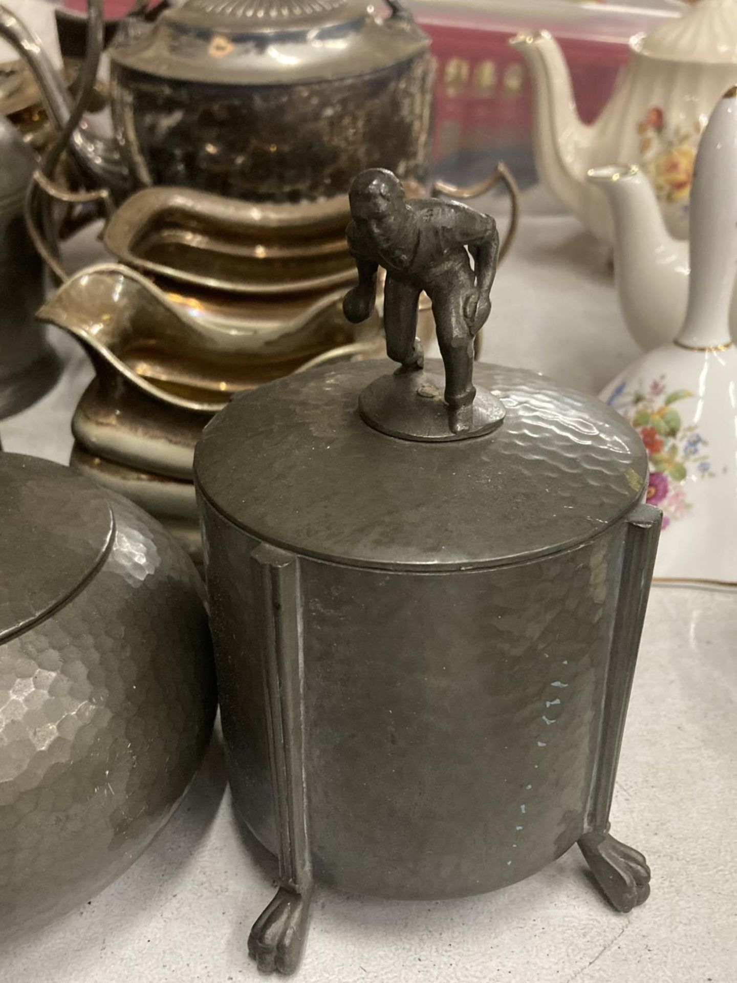 VARIOUS ITEMS TO INCLUDE SILVER PLATE, PEWTER, CAST ETC - Image 5 of 5
