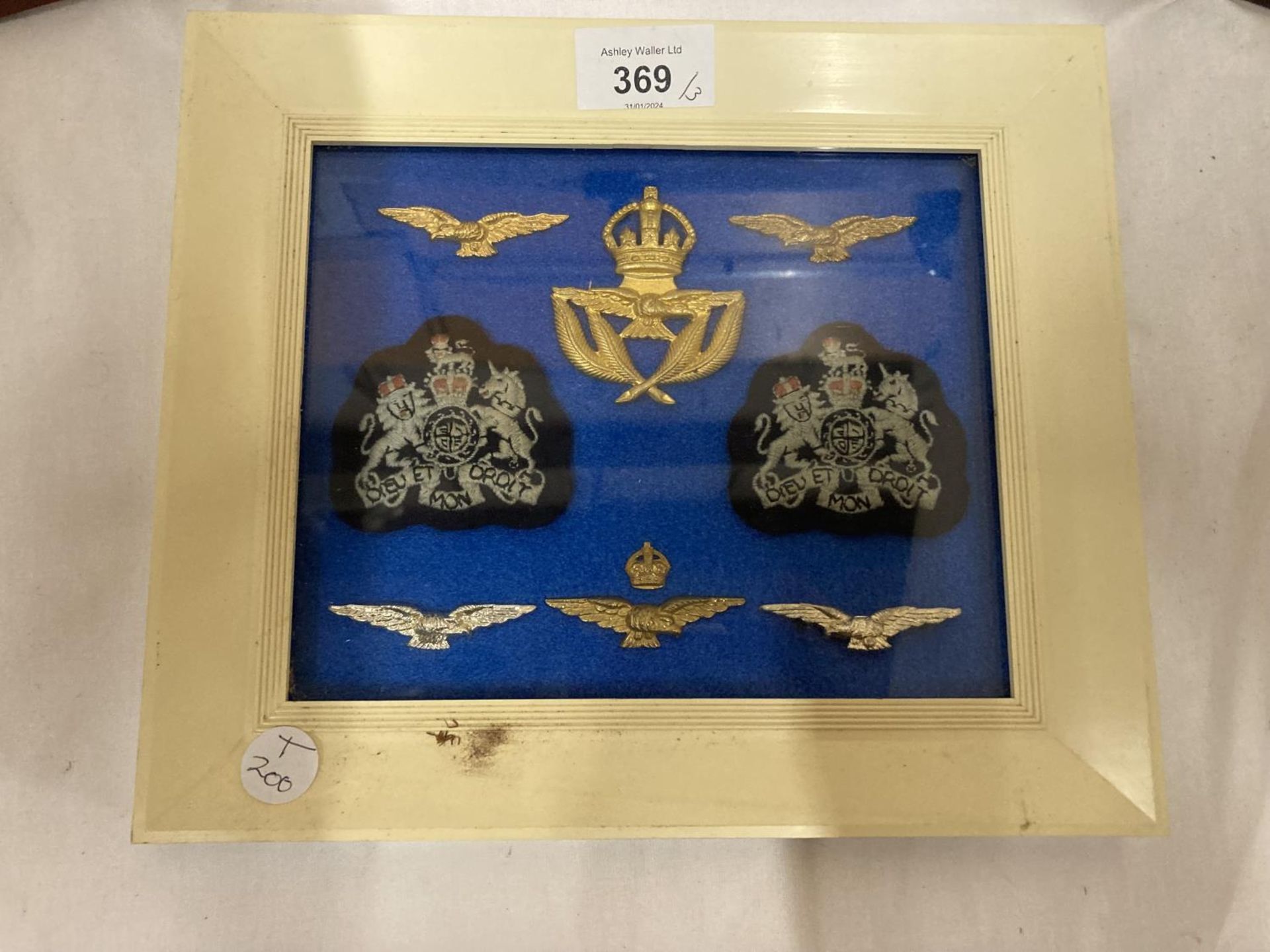 A FRAMED COLLECTION OF RAF BADGES AND TWO FRAMED PLANE COLLECTIONS - Image 2 of 4