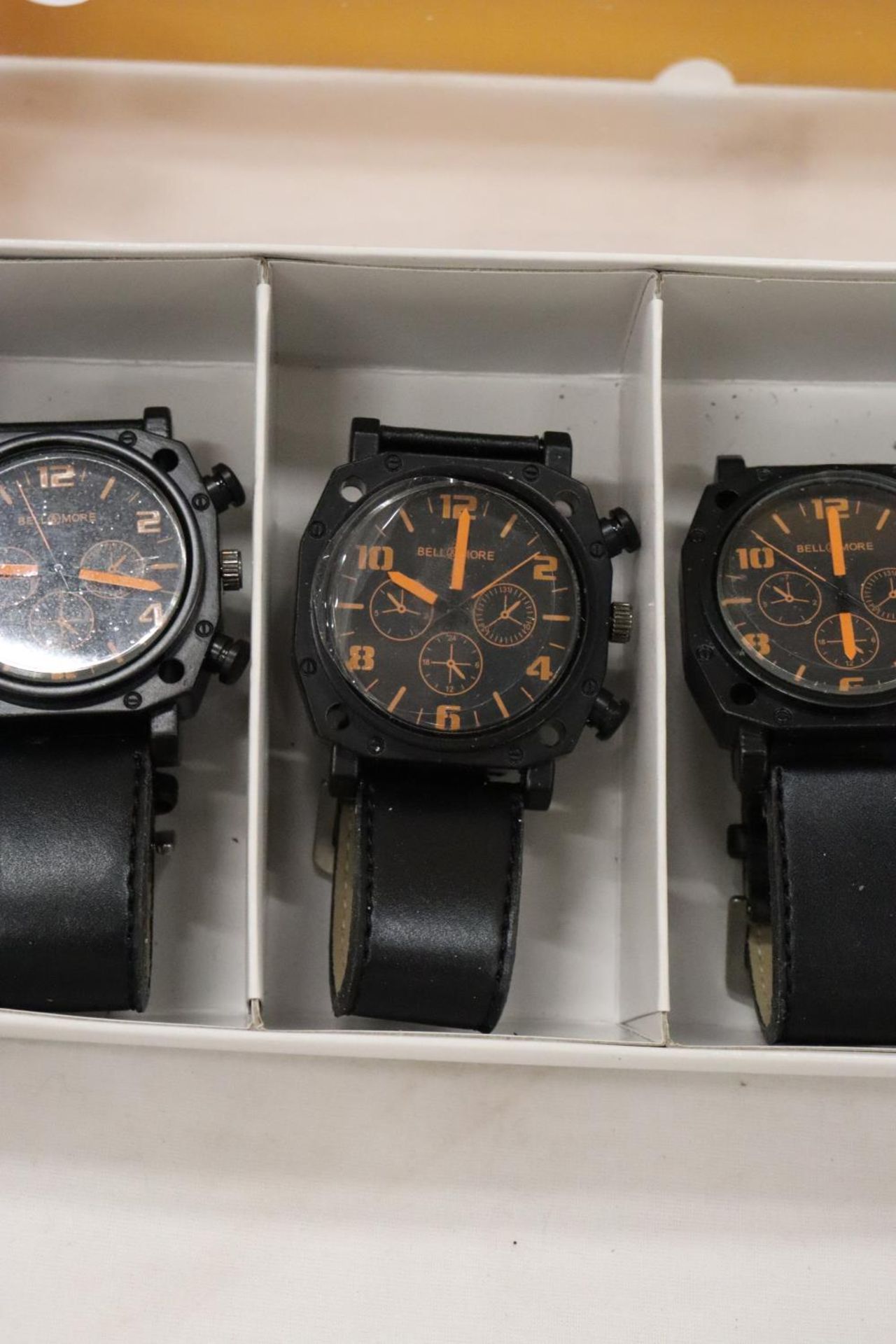 FIVE ASSORTED WRISTWATCHES - Image 3 of 6