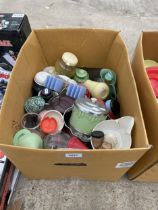 AN ASSORTMENT OF RETRO BAKELITE STYLE KITCHEN ITEMS