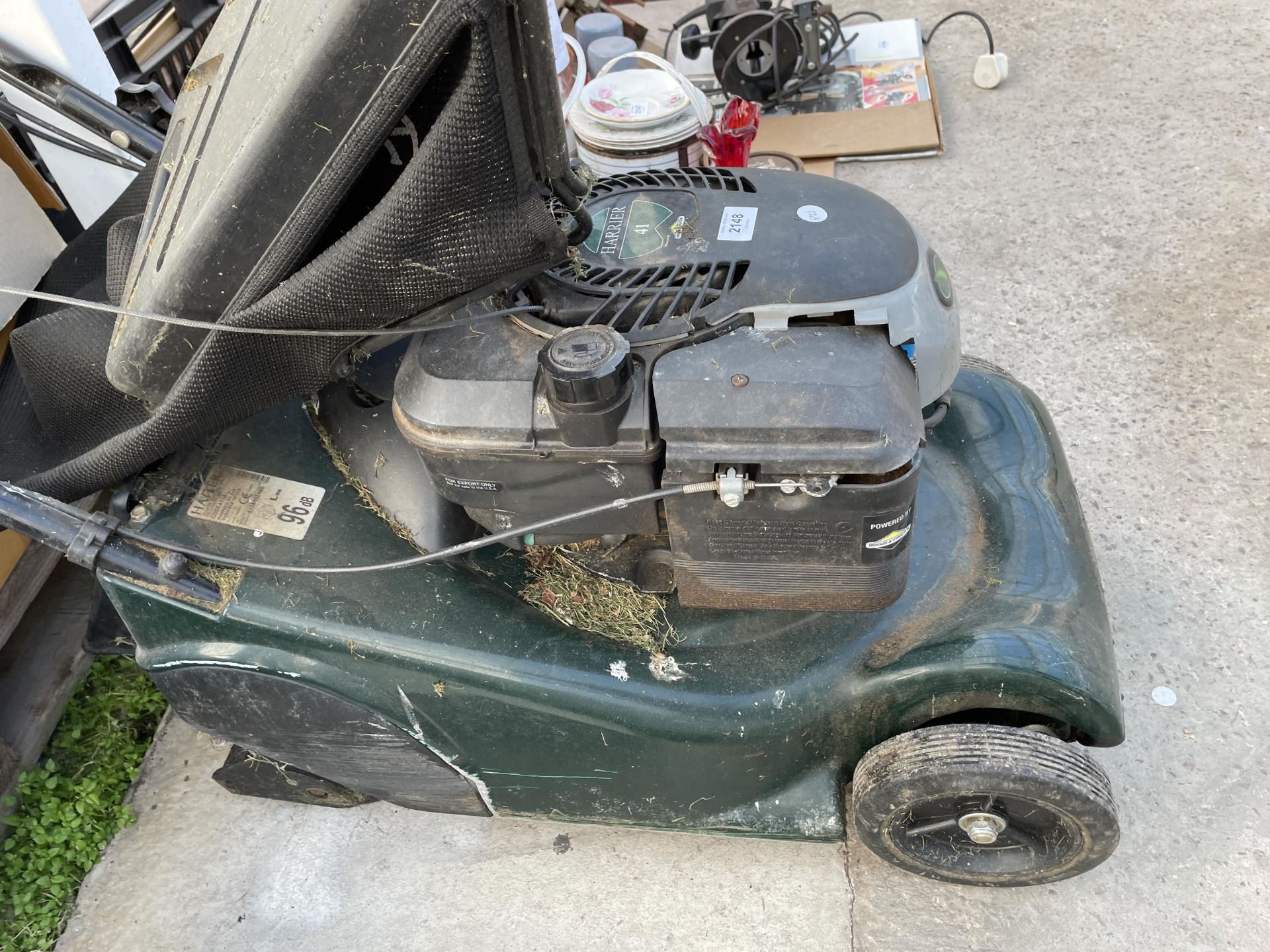 A HAYTER HARRIER 41 PETROL LAWN MOWER COMPLETE WITH GRASS BOX - Image 2 of 3