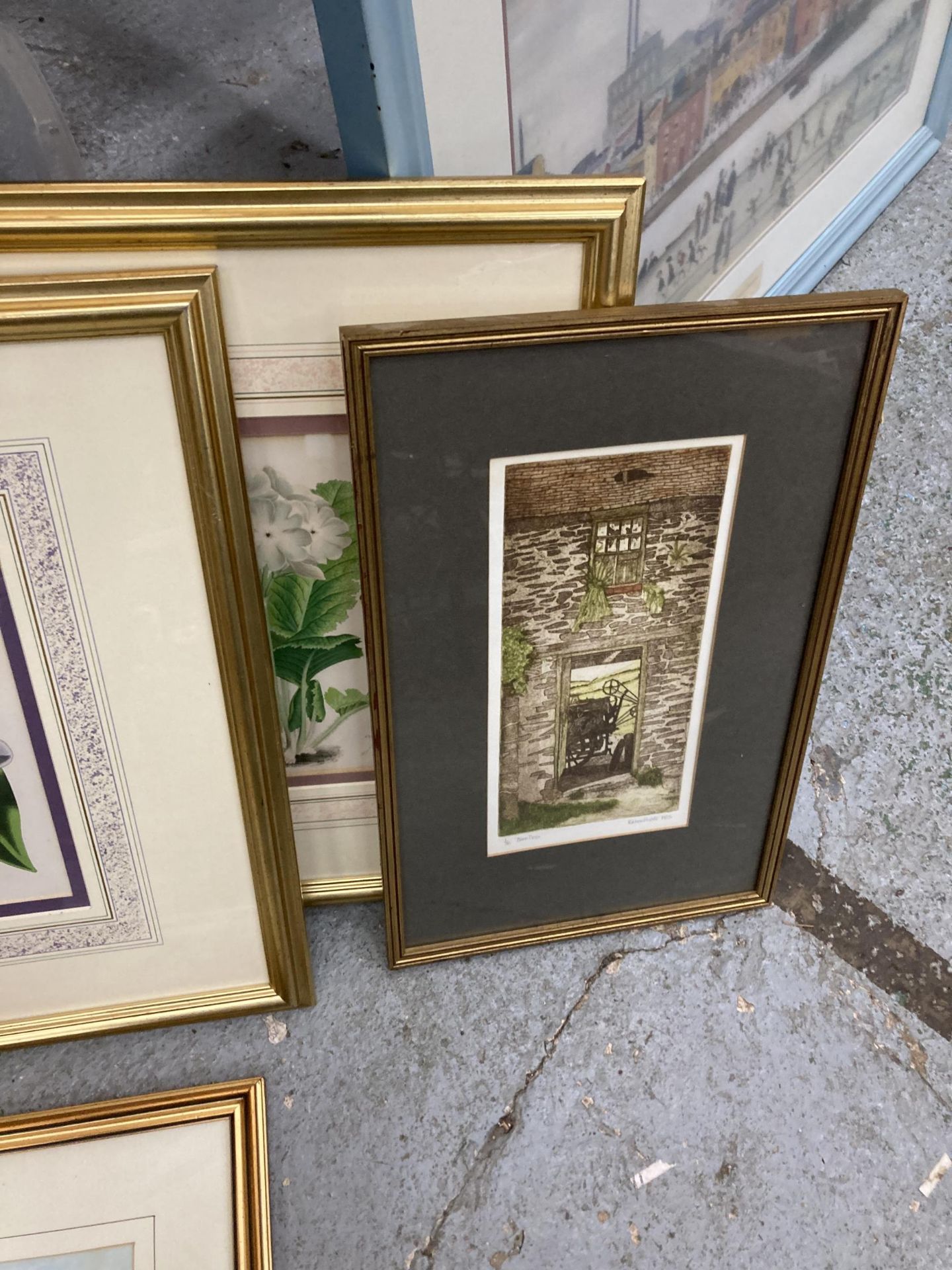 SIX VARIOUS FRAMED PRINTS - Image 4 of 5