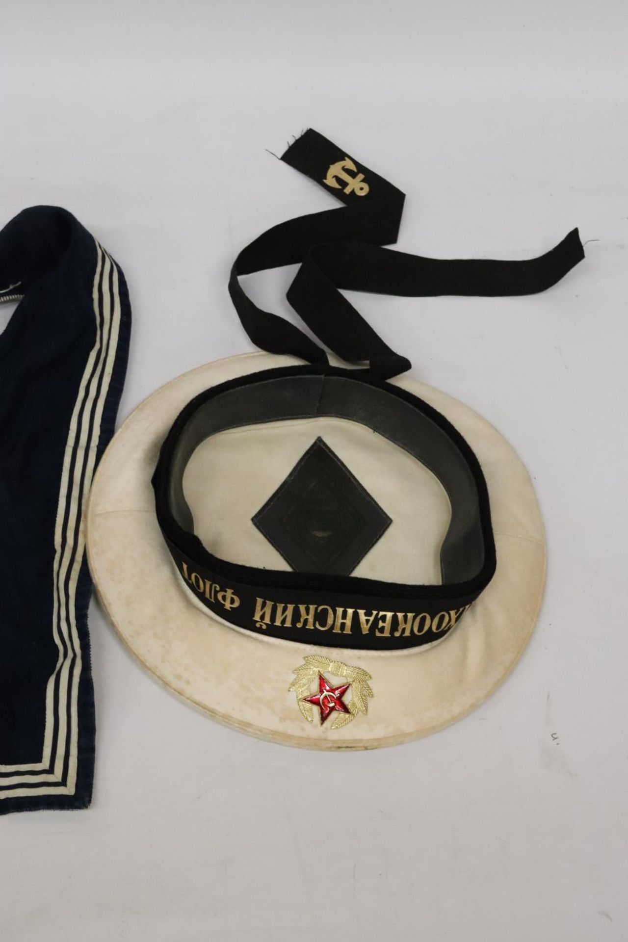 A RUSSIAN SOVIET UNION SAILORS CAP AND FLAP COLLAR - Image 3 of 10