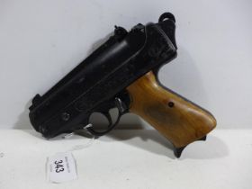 A RECORD .177 CALIBRE AIR PISTOL, 16CM BARREL, LENGTH 18.5CM