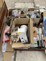 AN ASSORTMENT OF HOUSEHOLD CLEARANCE ITEMS