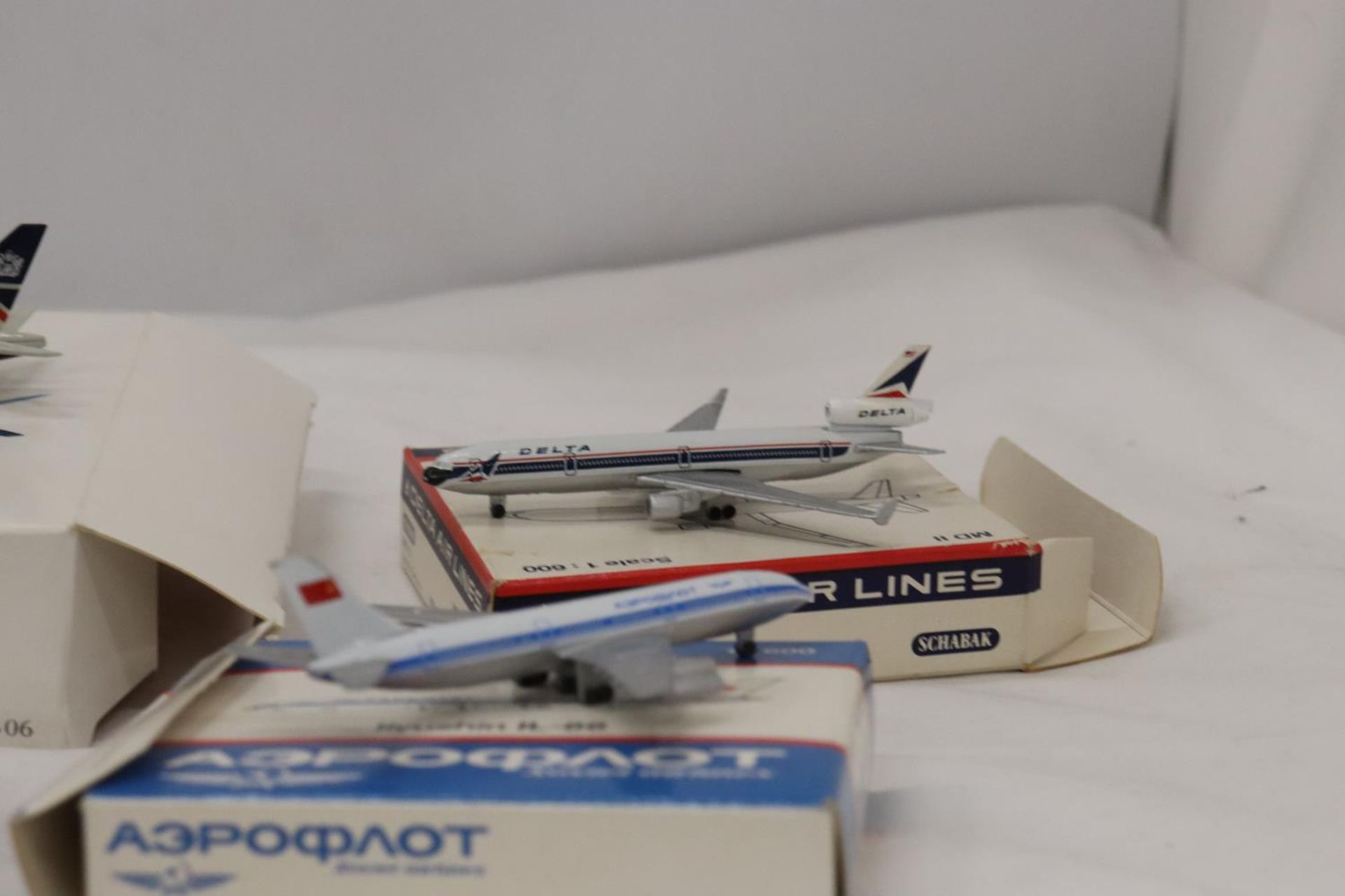 FOUR BOXED MODEL AEROPLANES - Image 3 of 7