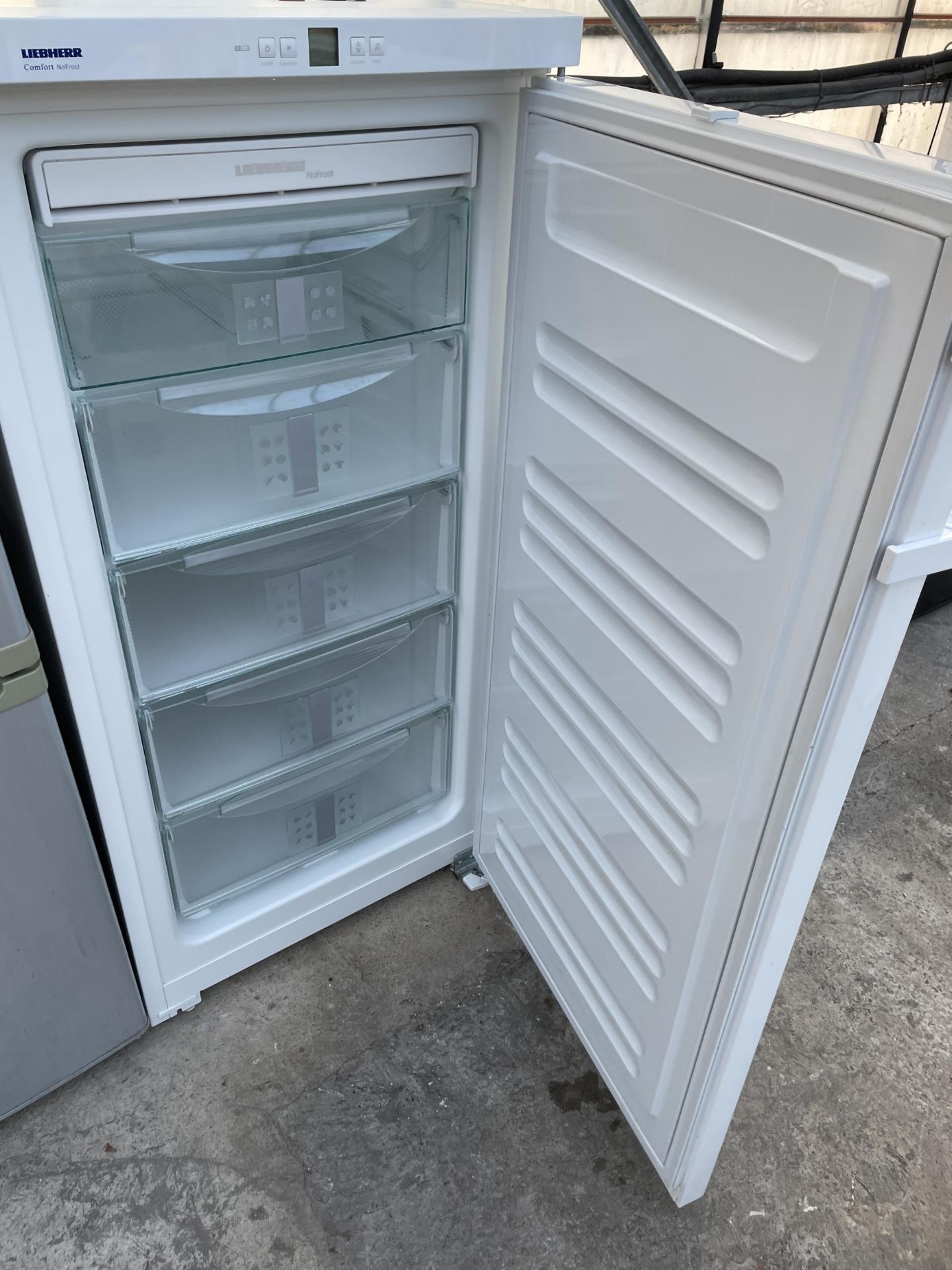 A WHITE LIEBHERR FREEZER BELIEVED IN WORKING ORDER BUT NO WARRANTY - Image 2 of 2