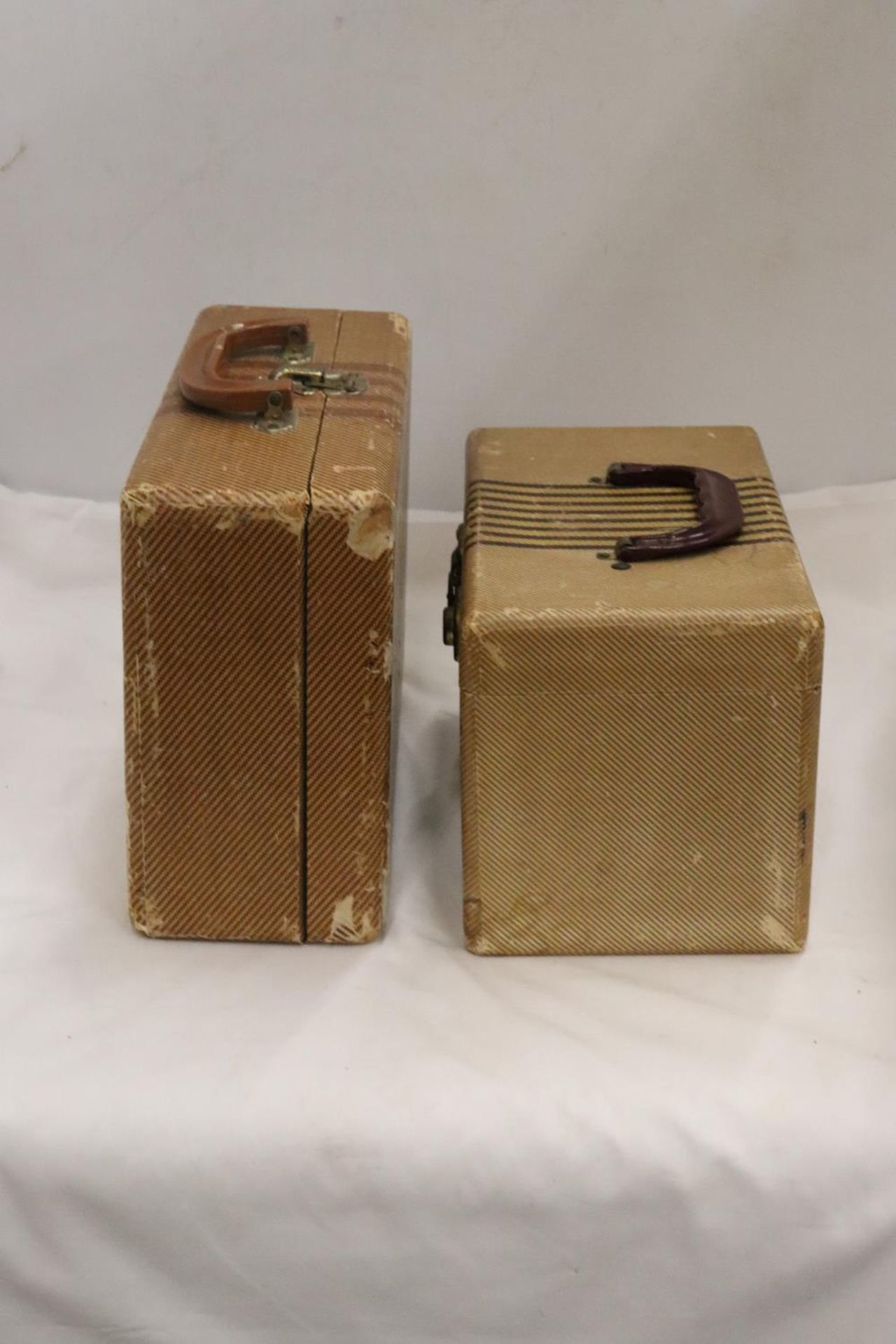 TWO VINTAGE VANITY CASES - Bild 3 aus 4