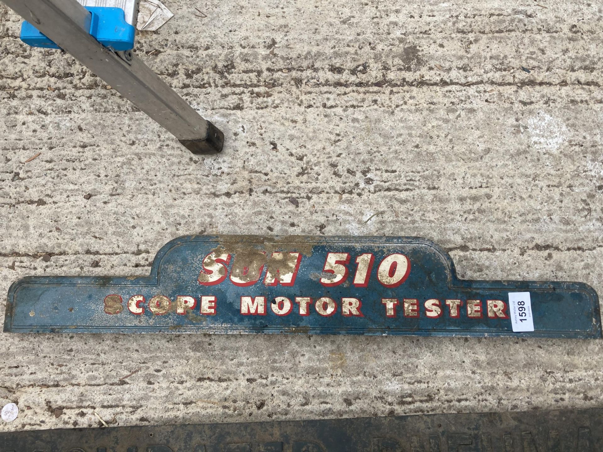 A VINTAGE CAST ALLOY 'SCOPE MOTOR TESTER' SIGN AND A FURTHER TIN 'CONSOLIDATED PNEUMATIC' SIGN - Image 2 of 4