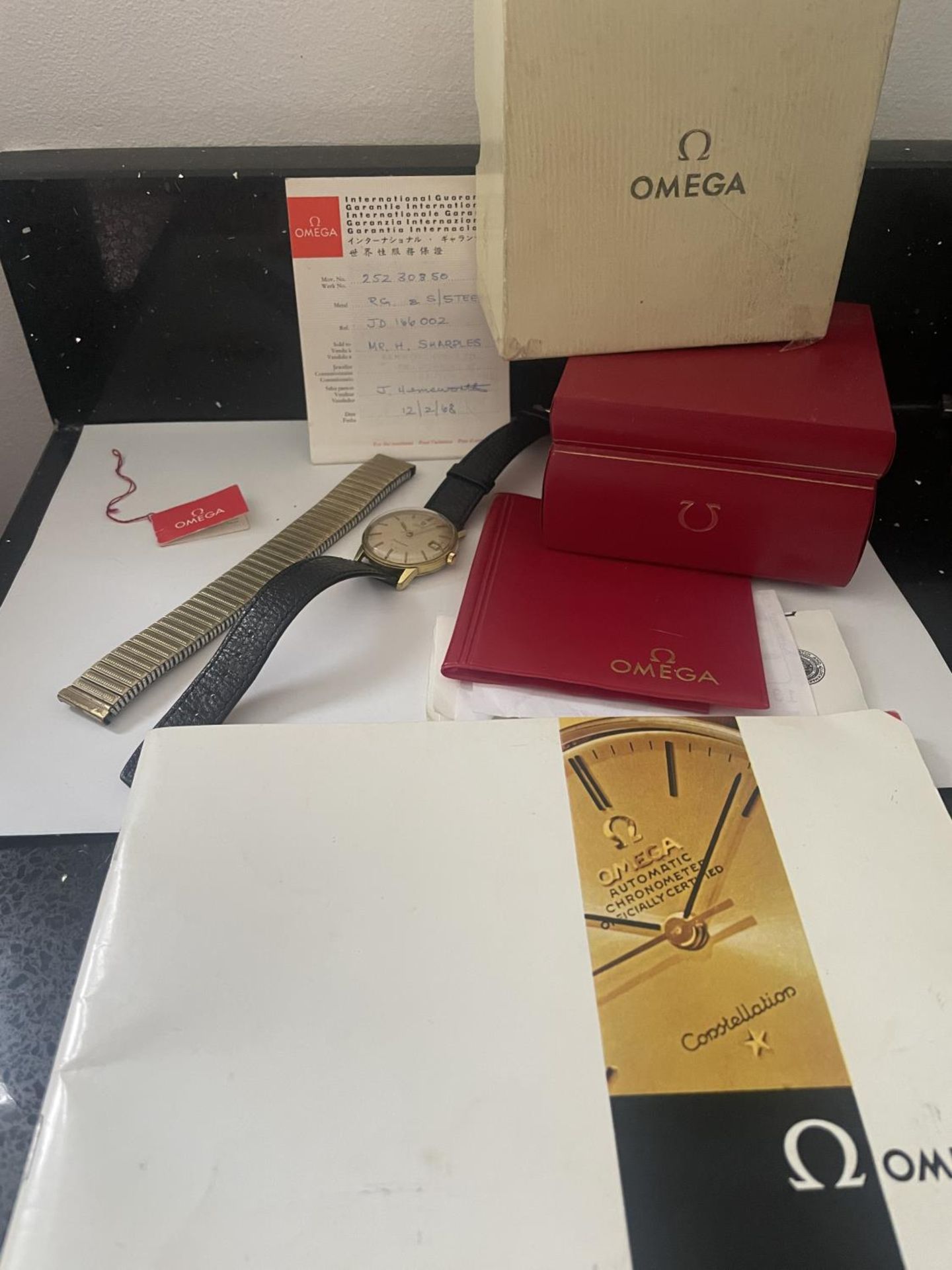 A 1968 OMEGA SEAMASTER WATCH WITH ORIGINAL GUARANTEE, BOX, LEATHER STRAP AND METAL STRAP, SERVICE
