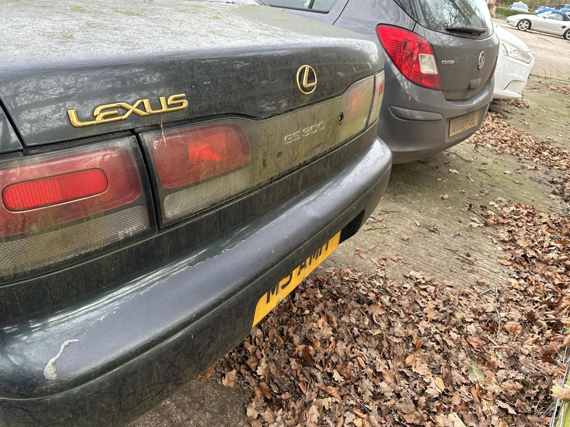 A 1994 LEXUS GS300 SALOON CAR, REGISTRATION M3 AMH ON A V5C (DOCUMENT NOT AVAILABLE), REGISTRATION - Image 6 of 13