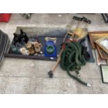 AN ASSORTMENT OF ITEMS TO INCLUDE A GUINNESS ADVERTISING SIGN, TANKARDS AND ROPES ETC