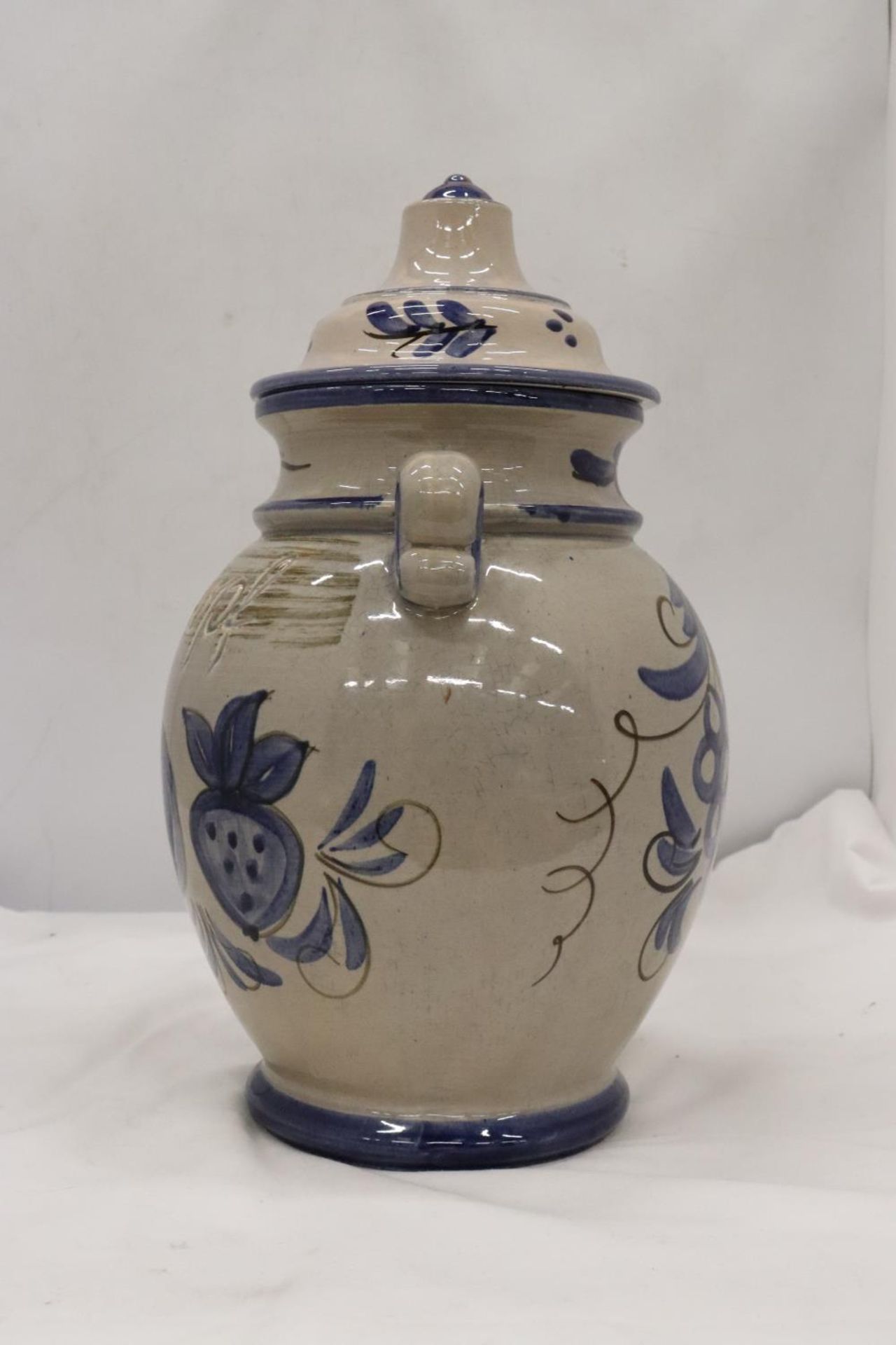 A LARGE STONEWARE RUMTOPF, HEIGHT 37CM - Image 2 of 5