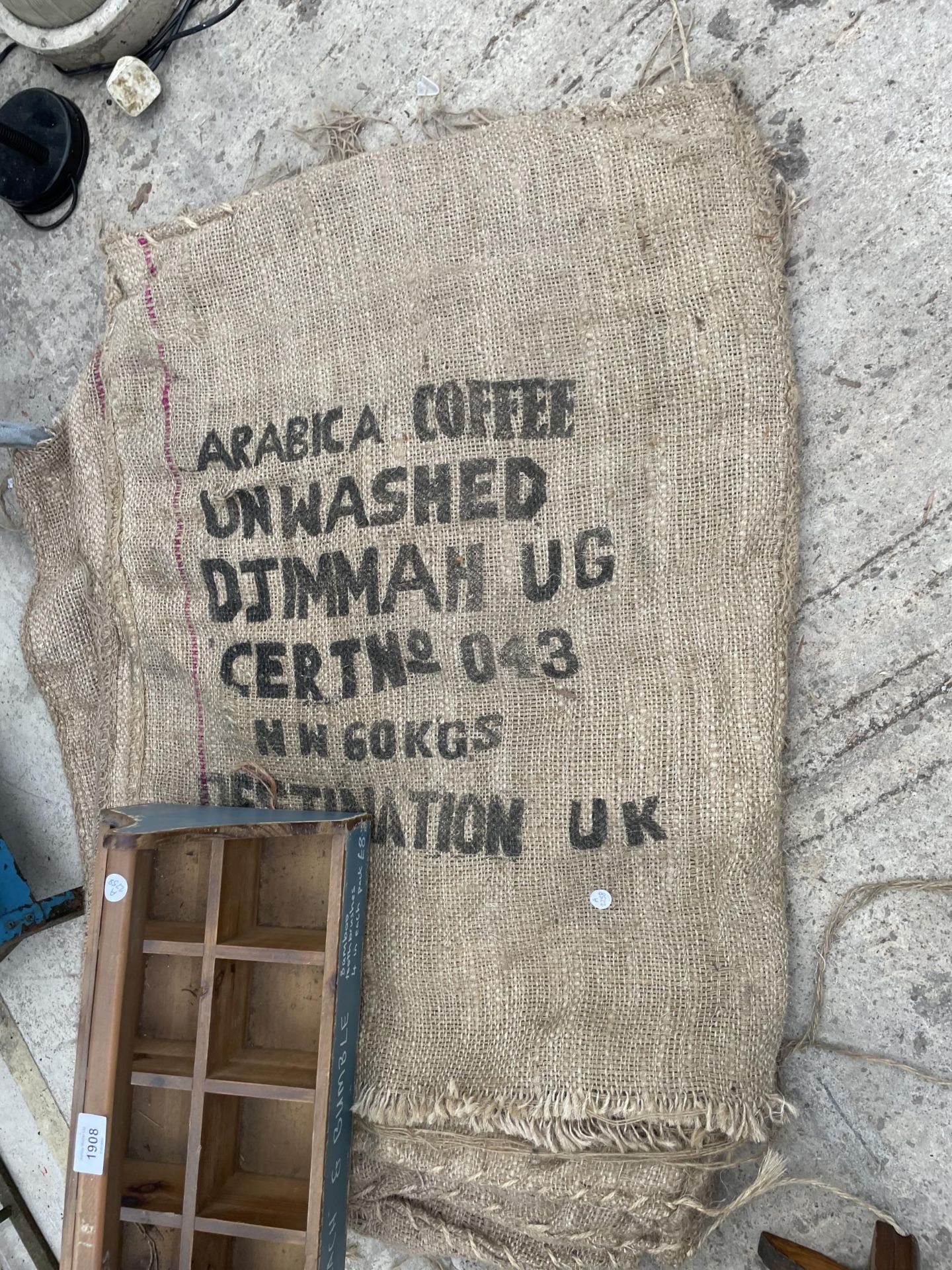 AN ASSORTMENT OF HESSIAN SACKS AND A MULTISECTION WOODEN STORAGE BOX - Image 3 of 3