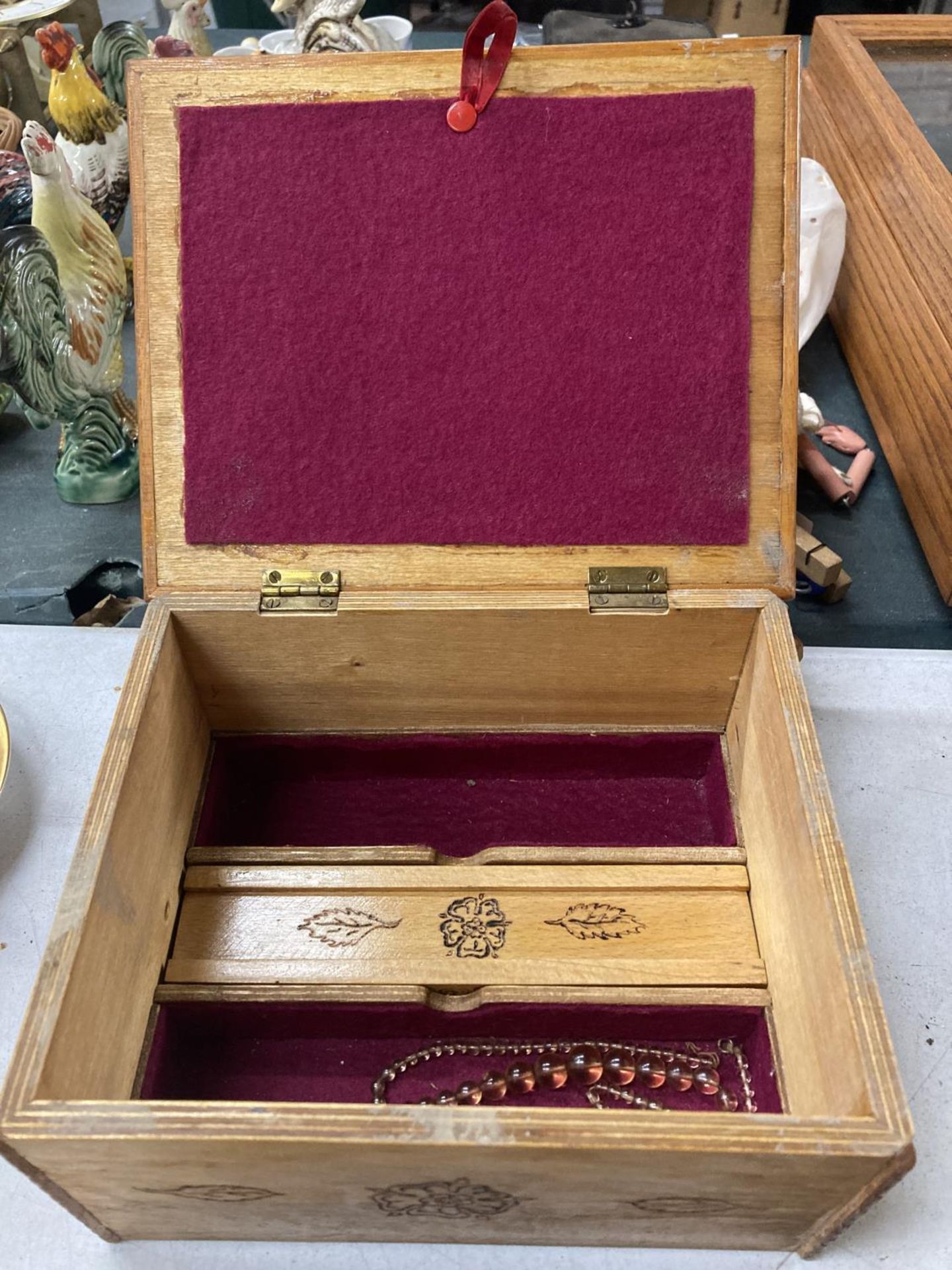 TWO JEWELLERY BOXES TO CONTAIN A LARGE QUANTITY OF COSTUME JEWELLERY - Image 5 of 5