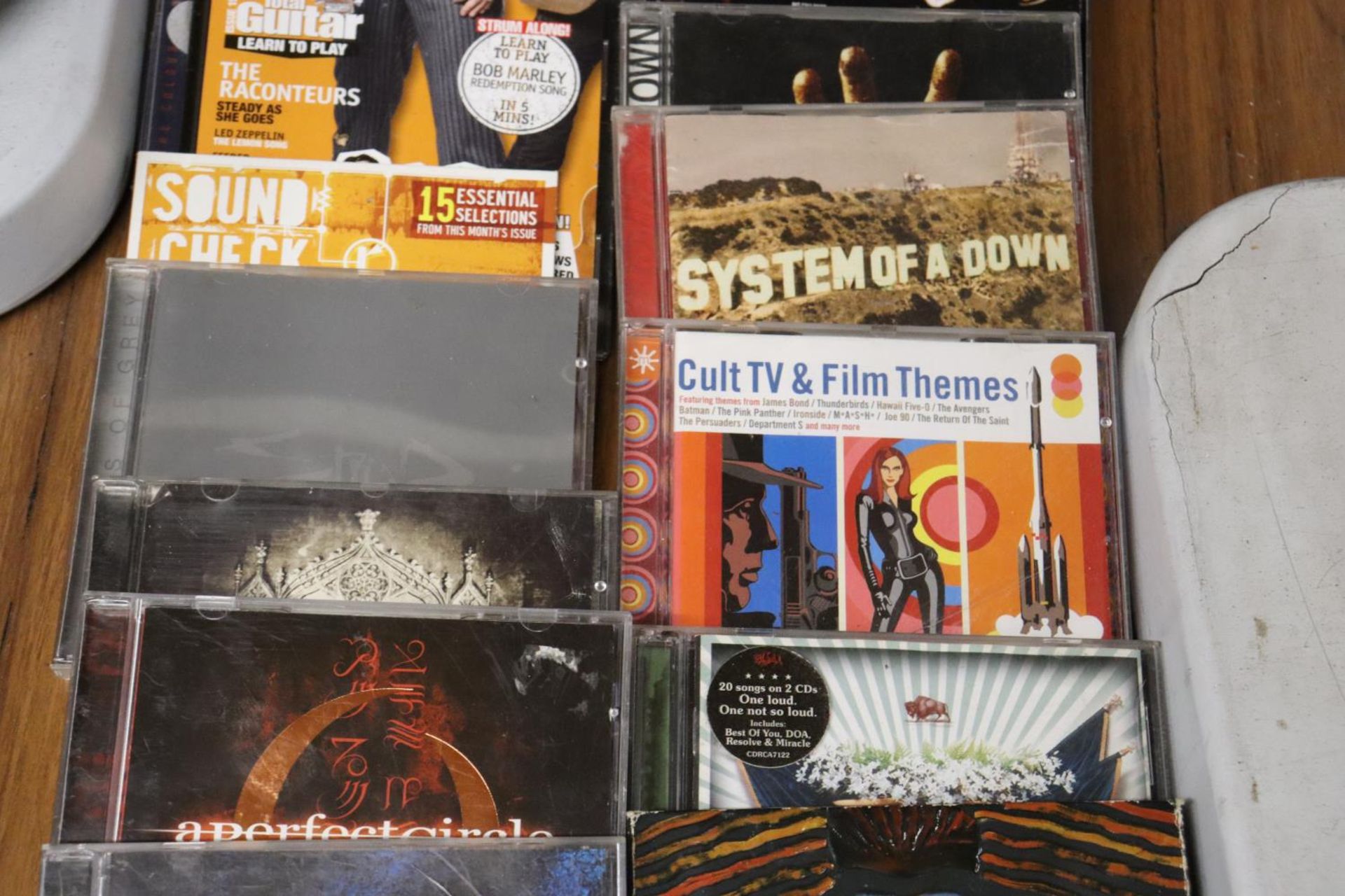 A QUANTITY OF CD'S TO INCLUDE JAMES BLUNT, FOO FIGHTERS AND VARIOUS ARTISTS - Bild 3 aus 4