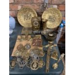 A LARGE QUANTITY OF BRASS AND COPPER WARE