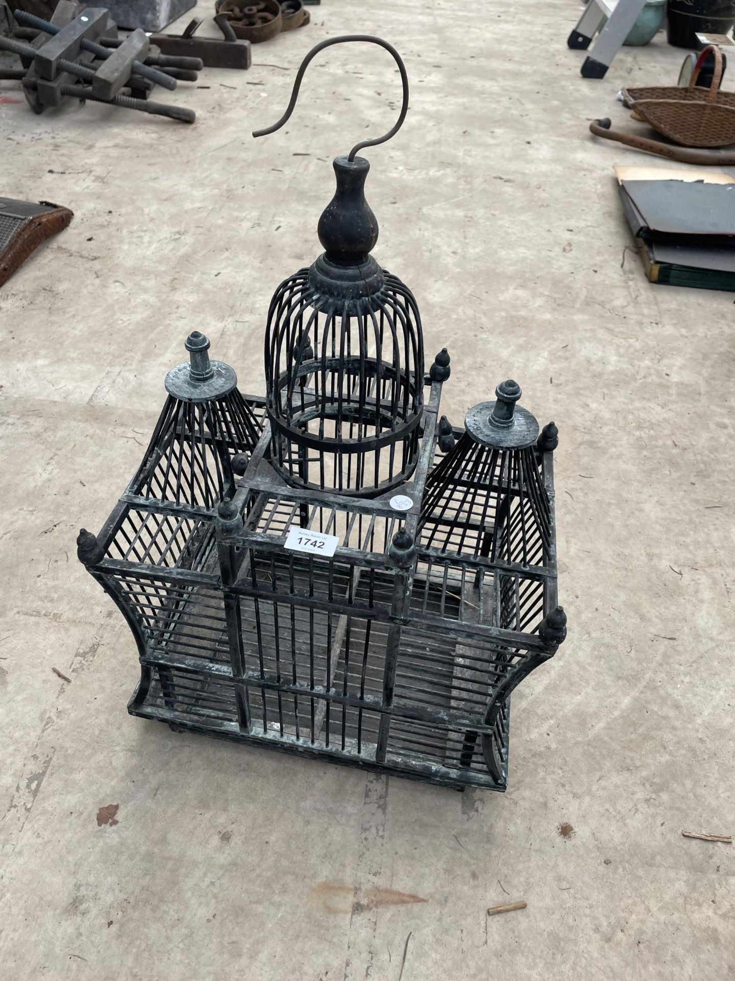 A VINTAGE STYLE DECORATIVE METAL BIRD CAGE