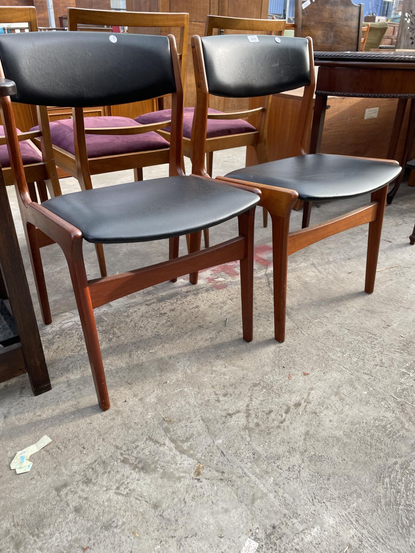 A PAIR OF DYRLUND (DENMARK) RETRO TEAK DINING CHAIRS WITH BLACK FAUX LEATHER SEATS AND BACKS - Image 2 of 2