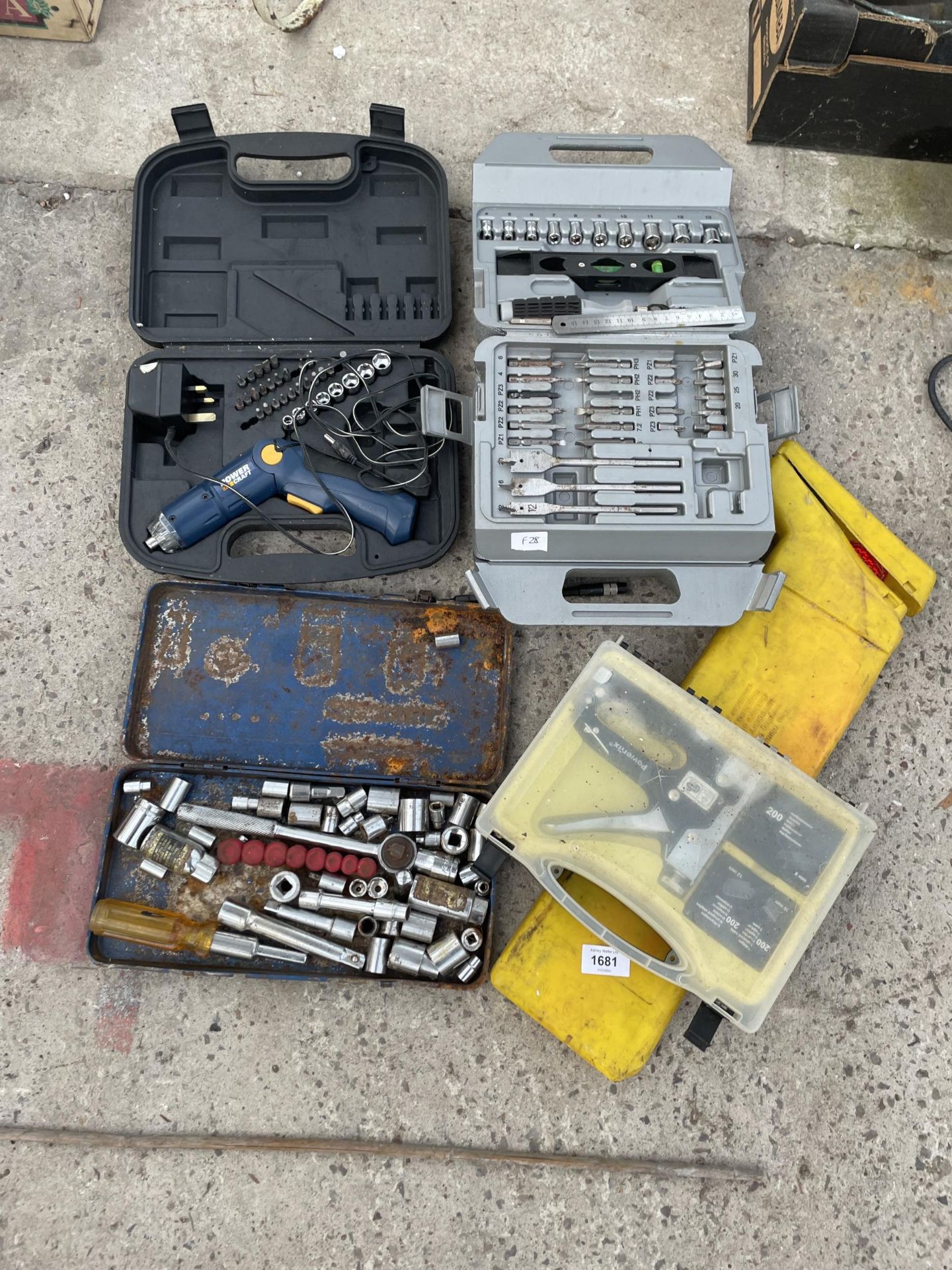 AN ASSORTMENT OF TOOLS TO INCLUDE SOCKET SETS AND DRILL BIT SETS ETC