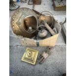 AN ASSORTMENT OF VINTAGE BRASS LIGHT AND LAMP SPARES TO INCLUDE SHADES AND BRACKETS ETC