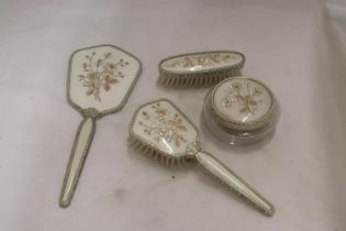 A VINTAGE VANITY SET WITH FLORAL EMROIDERY