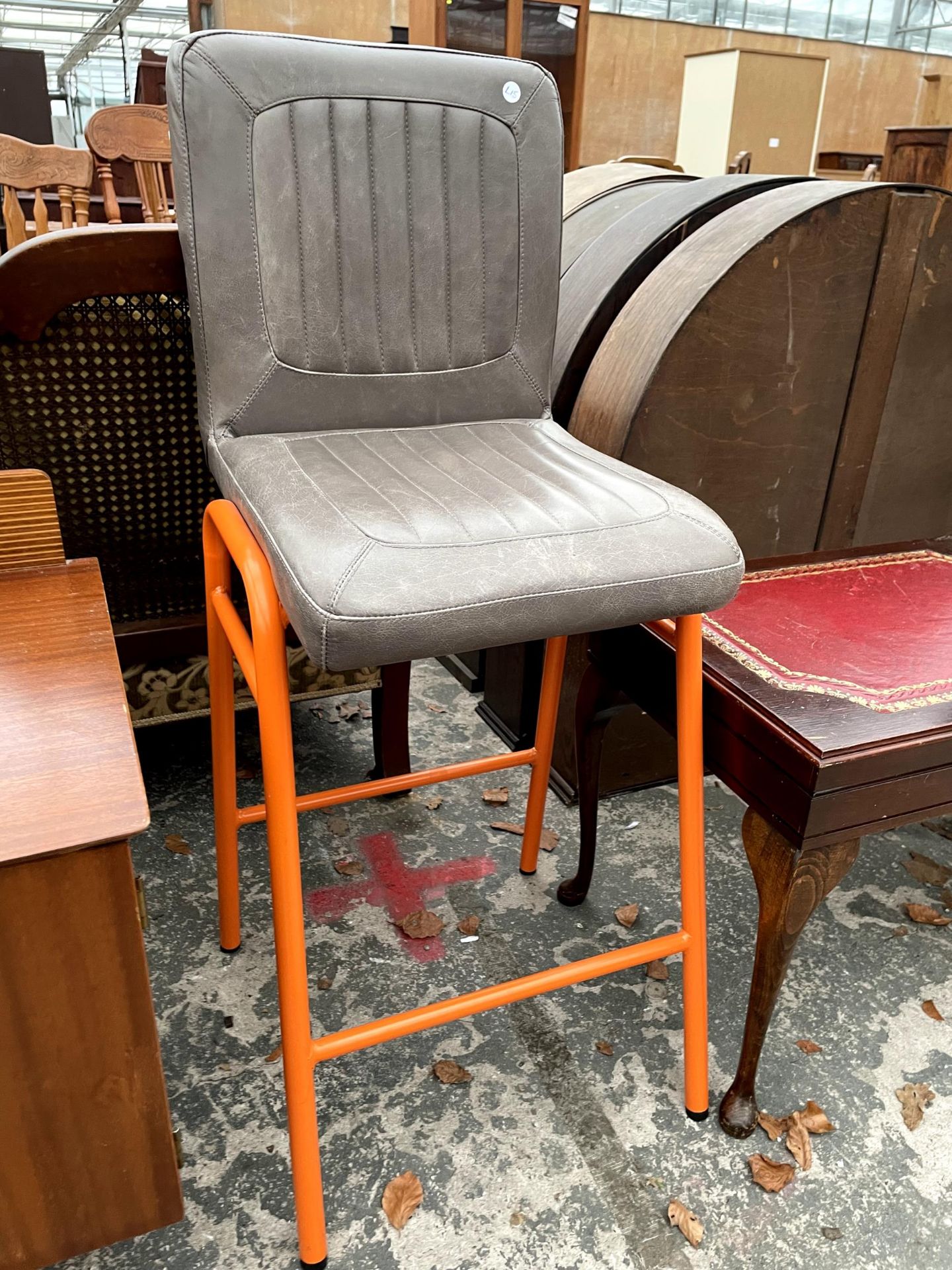 A CUTLERY CANTEEN ON CABRIOLE LEGS AND A HIGH STOOL ON A BRIGHT ORANGE FRAME - Image 6 of 6