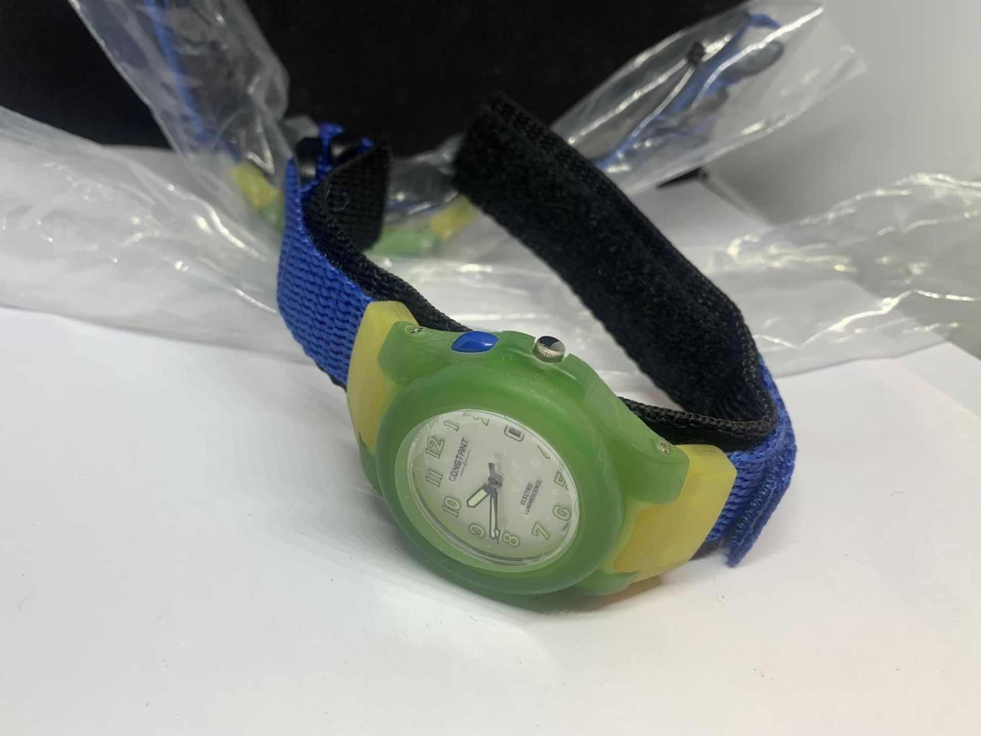 TWO CONSTANT WATERPROOF WRIST WATCHES SEEN WORKING BUT NO WARRANTY - Bild 2 aus 3