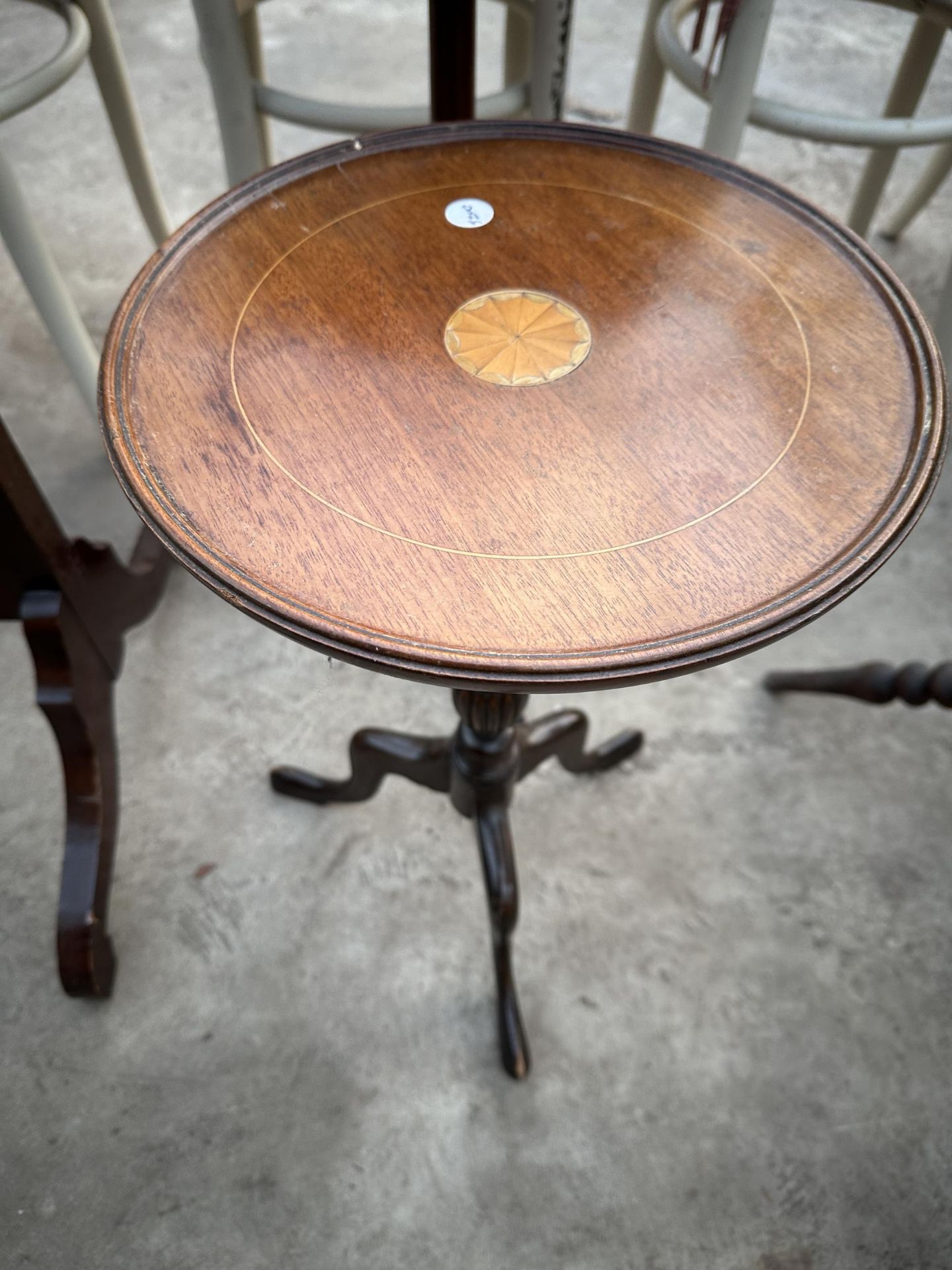 TWO MAHOGANY TRIPOD WINE TABLES, ONE INLAID - Bild 2 aus 5