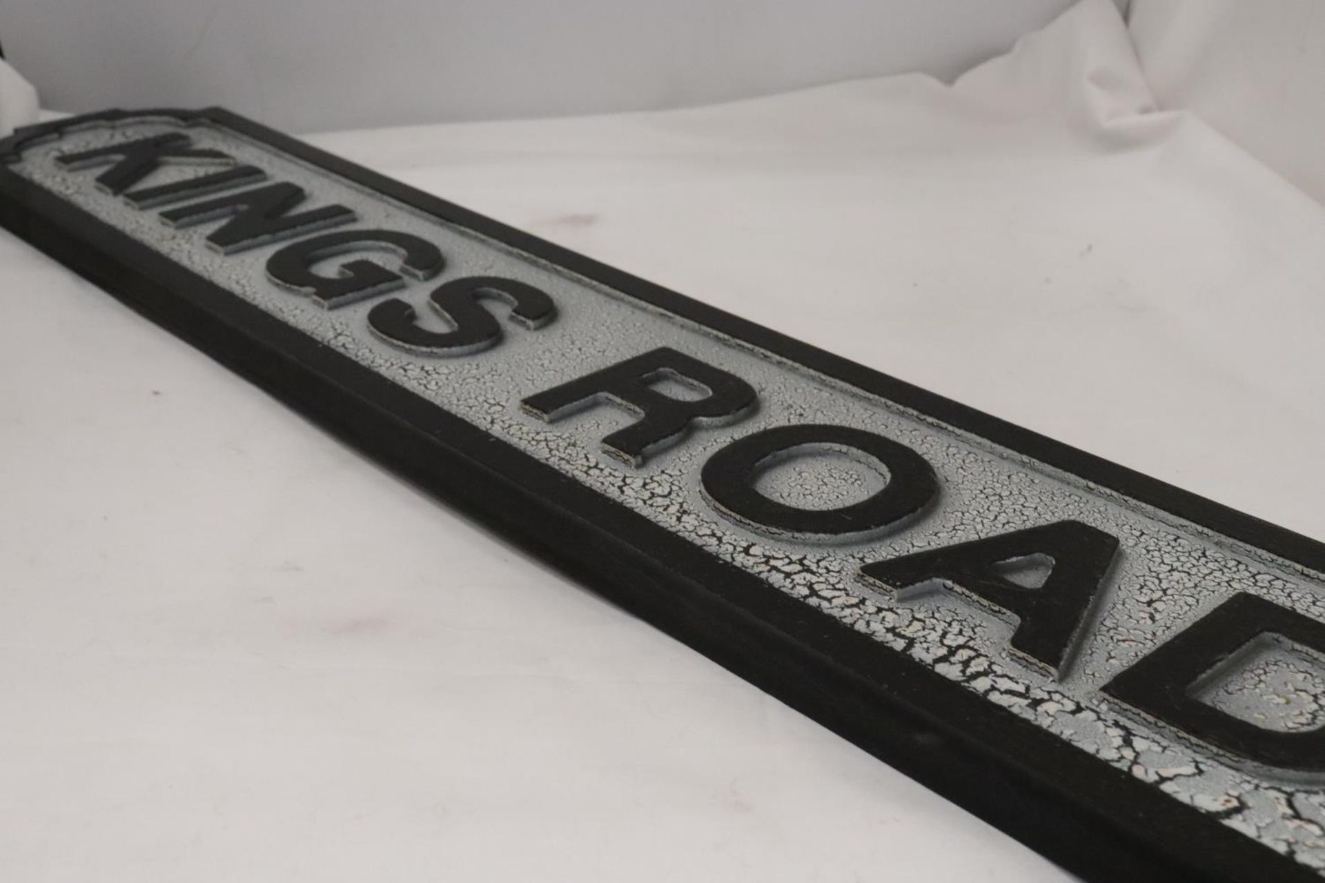 A 'KINGS ROAD' SIGN, 78CM X 14CM - Image 3 of 6